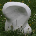 76 Schale, Marmor, H28cm B21cm,
entstanden 2015