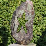 89 Pentagramm, Serpentin Kobalt, H54cm B28cm T8cm,
entstanden 2016