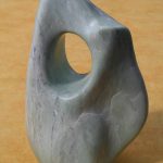 27 Schmeichelstein, Speckstein (verschenkt),
entstanden 2013