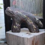 103 Ameisenbär, Serpentin Kobalt, H45cm L65cm
entstanden 2018